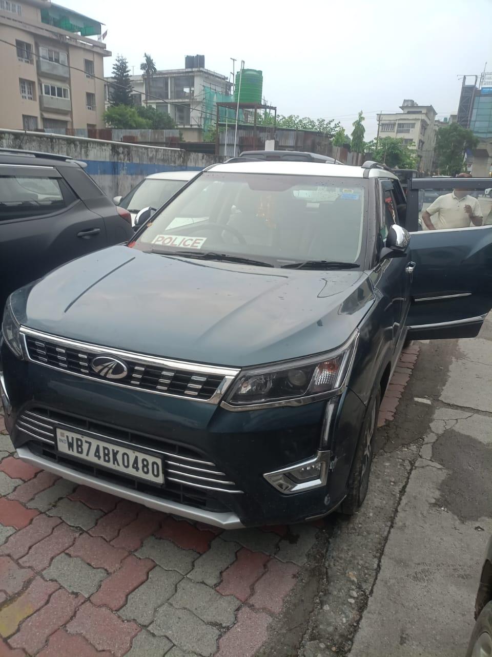 2022 Mahindra XUV300 W8 Petrol 2022 Mahindra XUV300 W8 Petrol