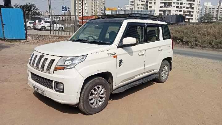 2016 Mahindra TUV300 T8 2016 Mahindra TUV300 T8