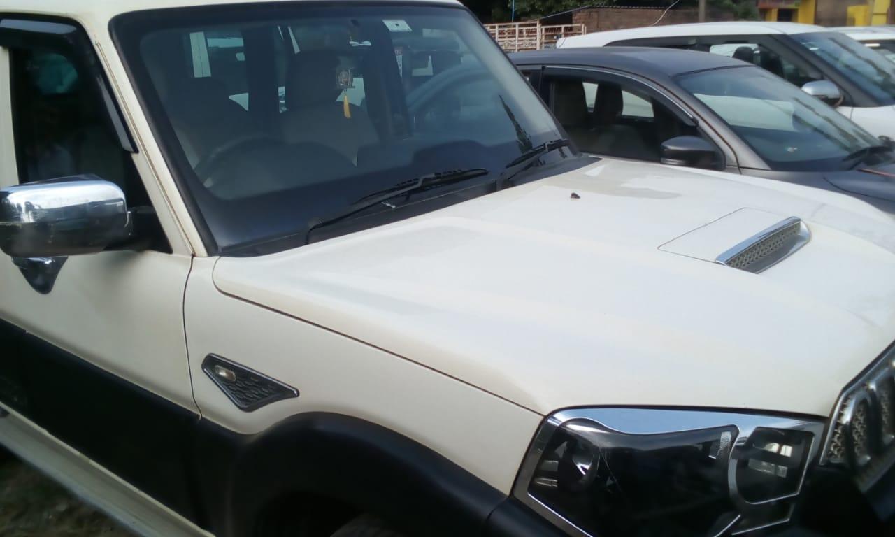 2015 Mahindra Scorpio S8 2WD 2015 Mahindra Scorpio S8 2WD