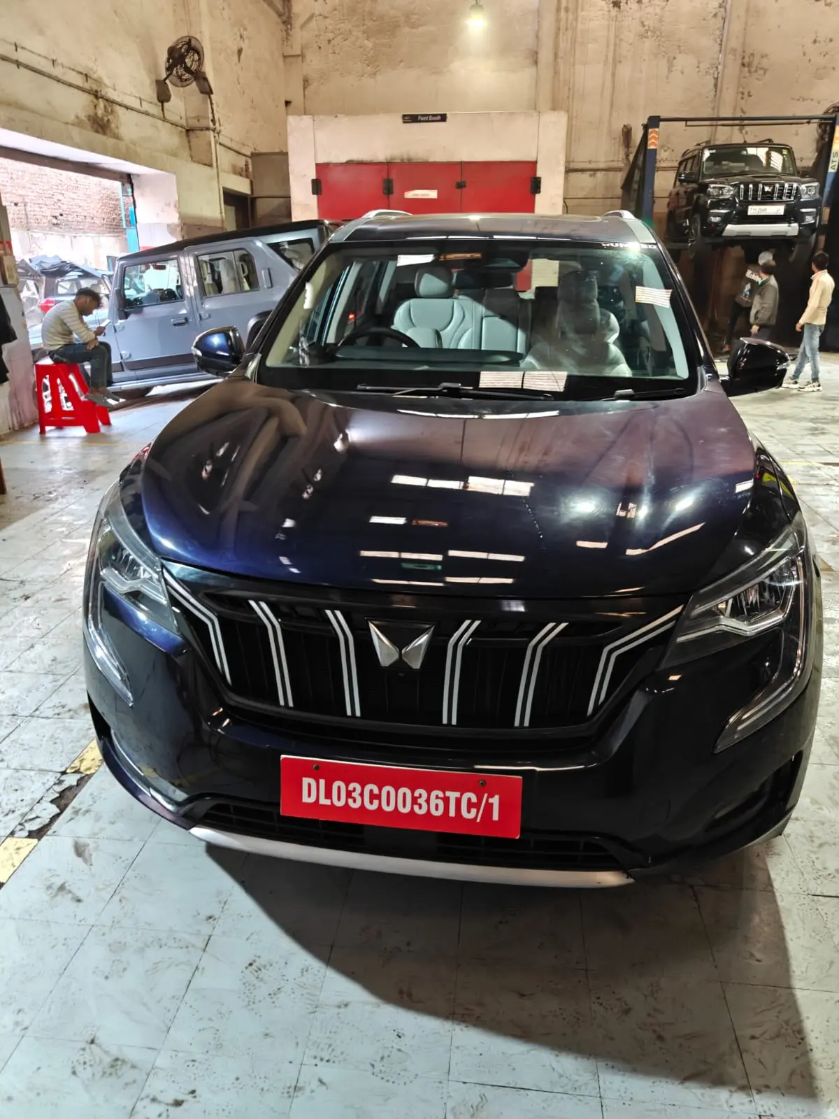 2023 Mahindra XUV700 AX7 AT Luxury Diesel 7 STR 2023 Mahindra XUV700 AX7 AT Luxury Diesel 7 STR