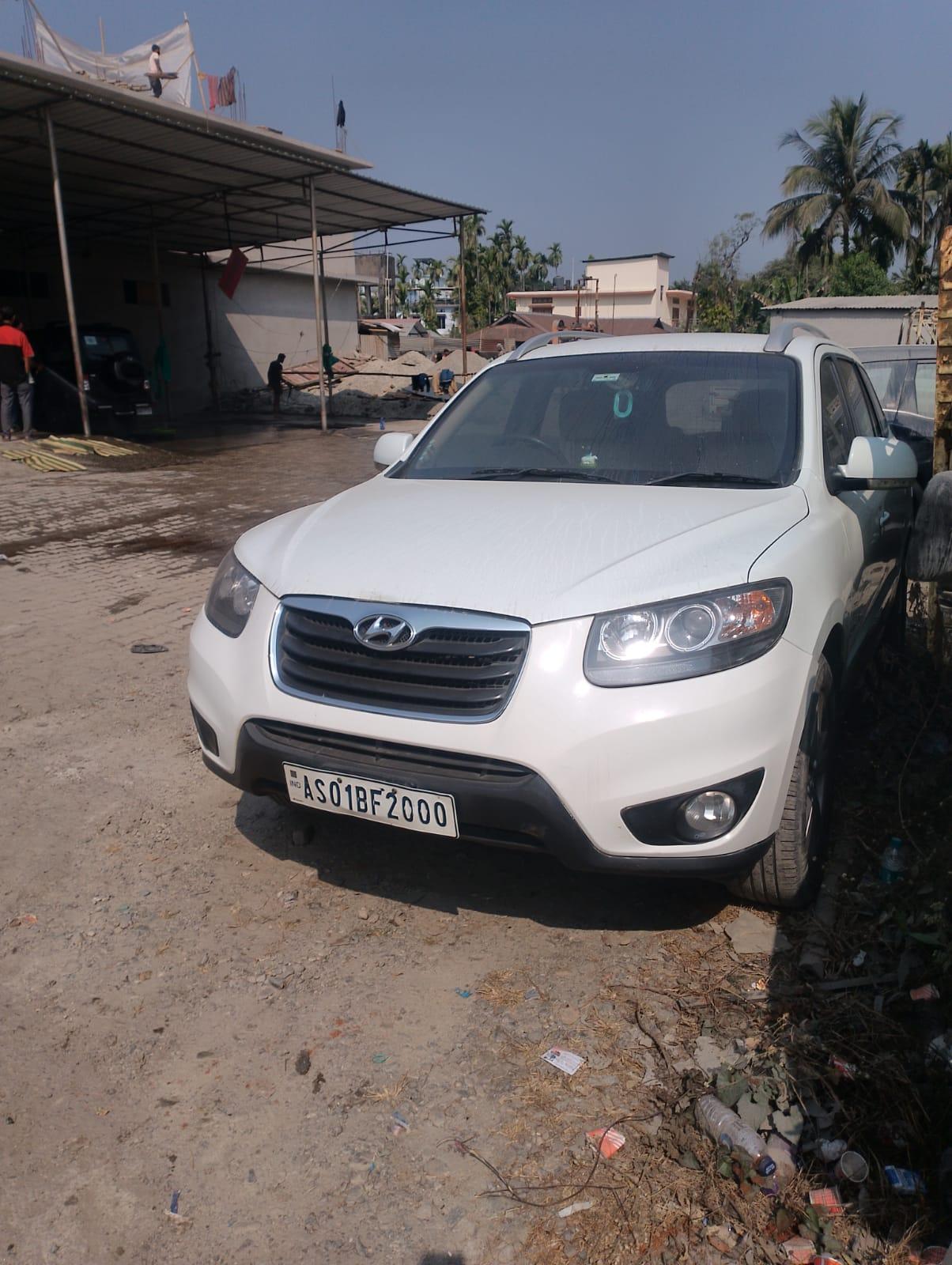 2013 Hyundai Santa Fe 4WD MT 2013 Hyundai Santa Fe 4WD MT