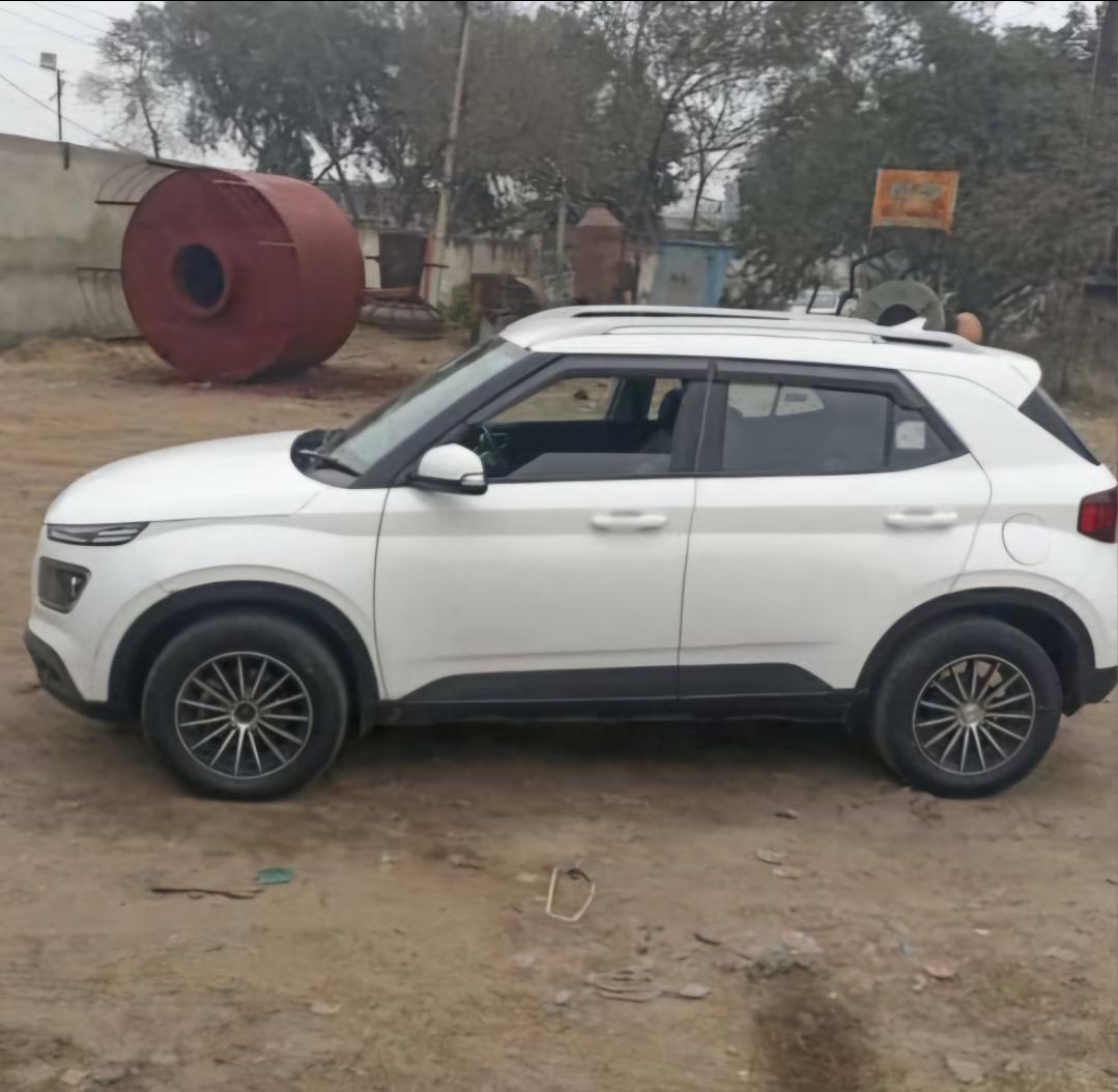 2021 Hyundai Venue S 1.2 Petrol 2021 Hyundai Venue S 1.2 Petrol