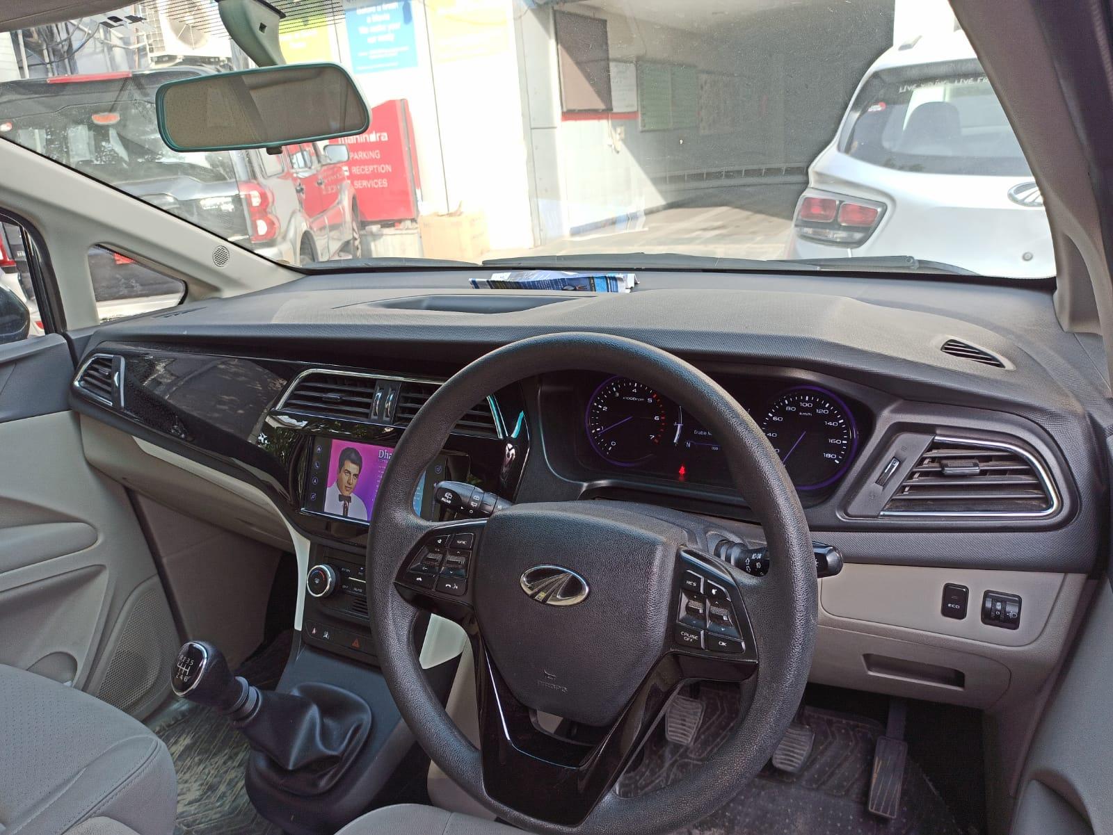 2020 Mahindra Marazzo M6 7-Seater 2020 Mahindra Marazzo M6 7-Seater