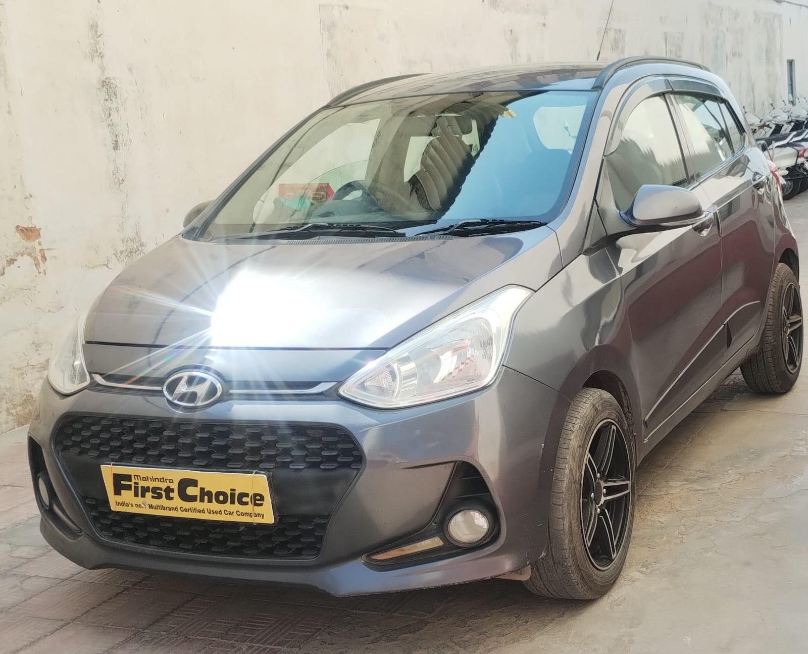 2017 Hyundai i10 1.2 Sportz AT 2017 Hyundai i10 1.2 Sportz AT