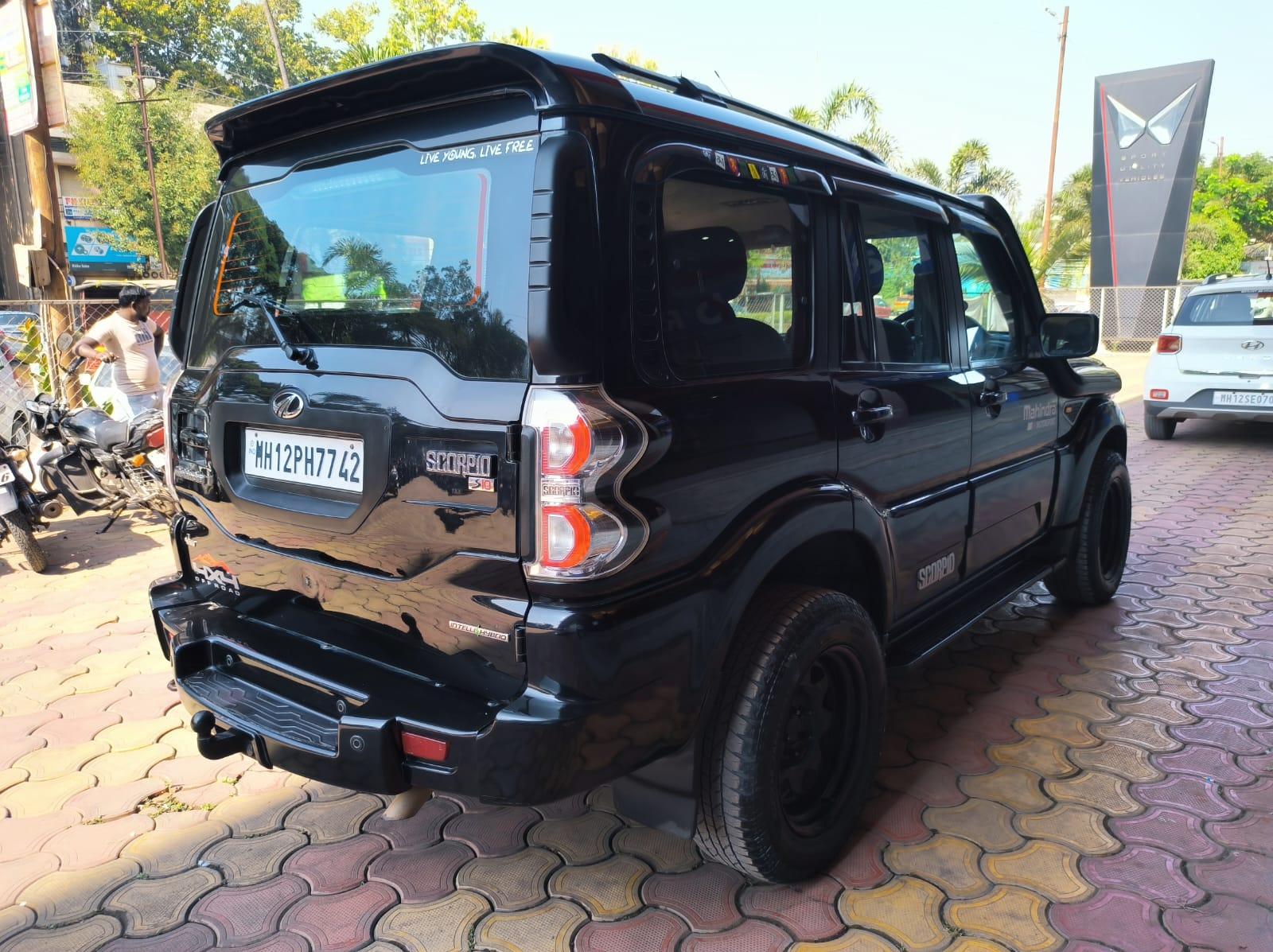 2017 Mahindra Scorpio S10 4WD 2017 Mahindra Scorpio S10 4WD