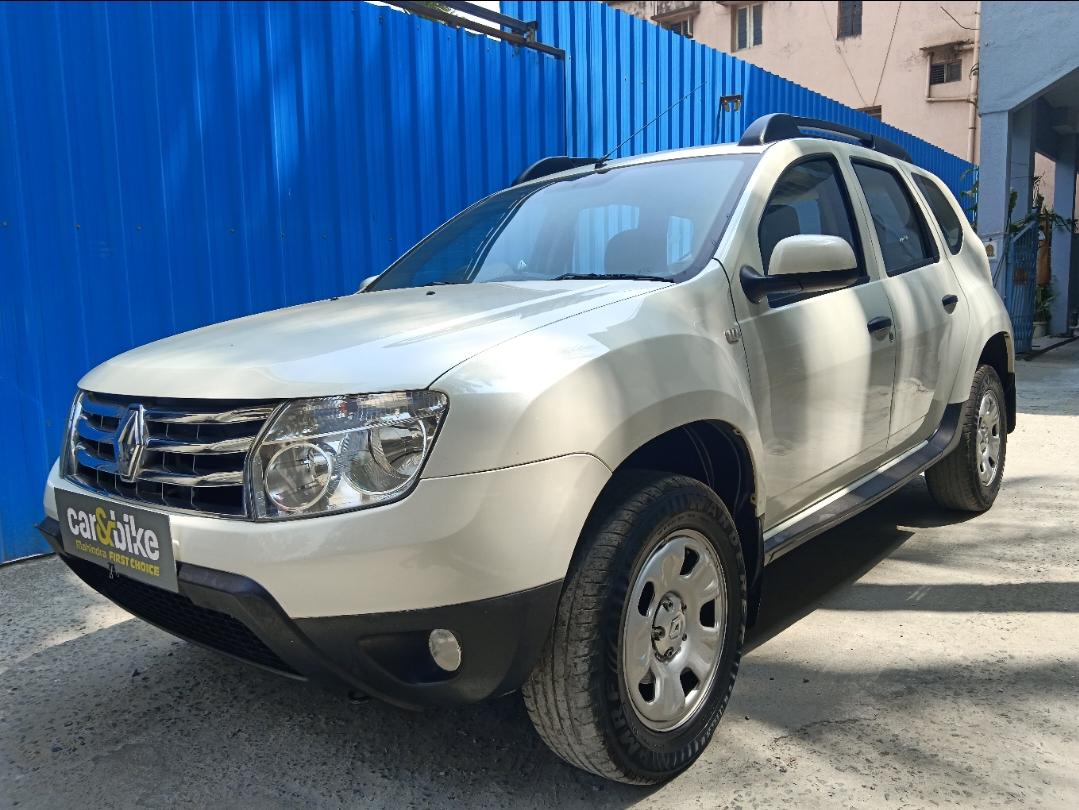 2015 Renault Duster Petrol RXL 2015 Renault Duster Petrol RXL