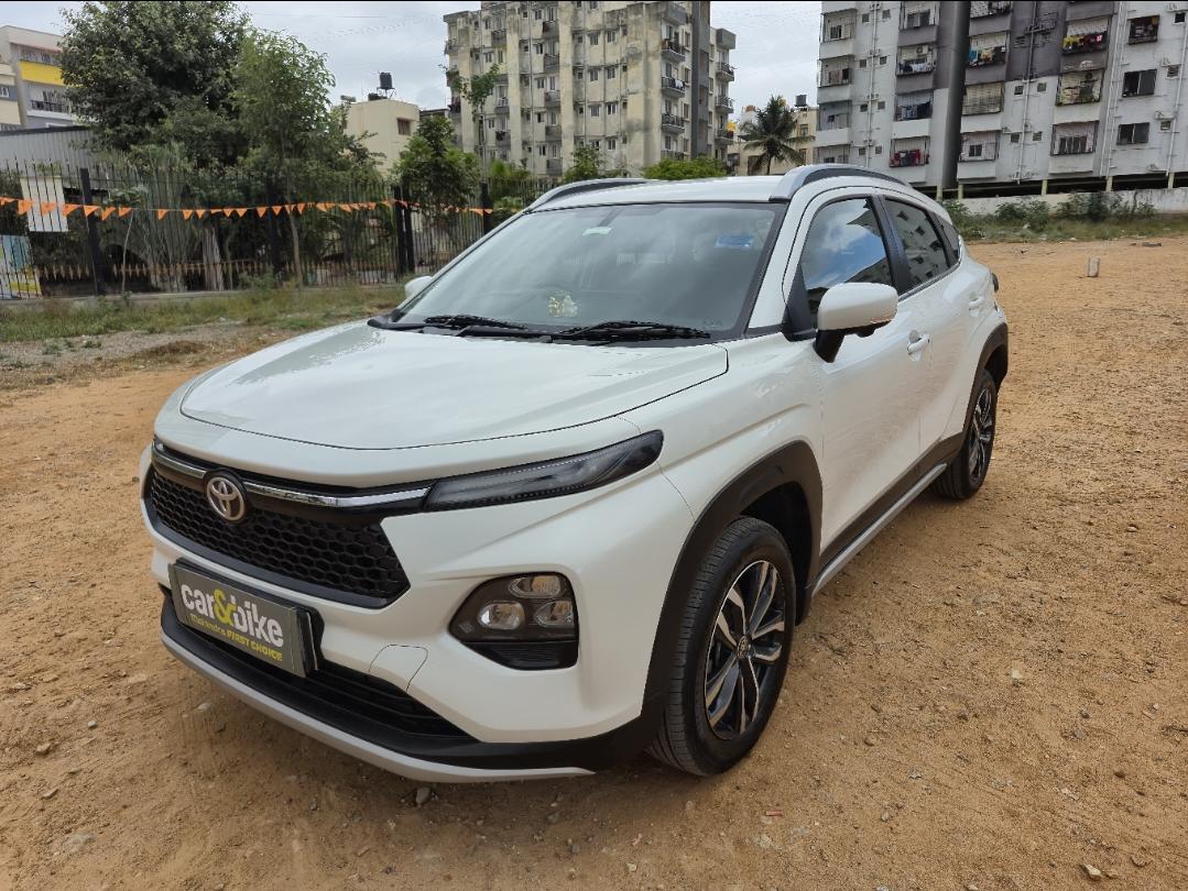 2024 Toyota Urban Cruiser Taisor V 1.0 Petrol AT 2024 Toyota Urban Cruiser Taisor V 1.0 Petrol AT