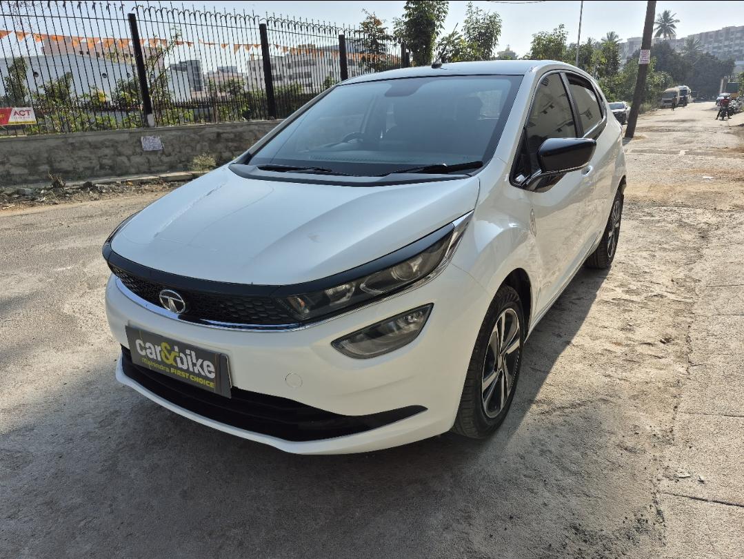 2020 Tata Altroz XZ Petrol 2020 Tata Altroz XZ Petrol