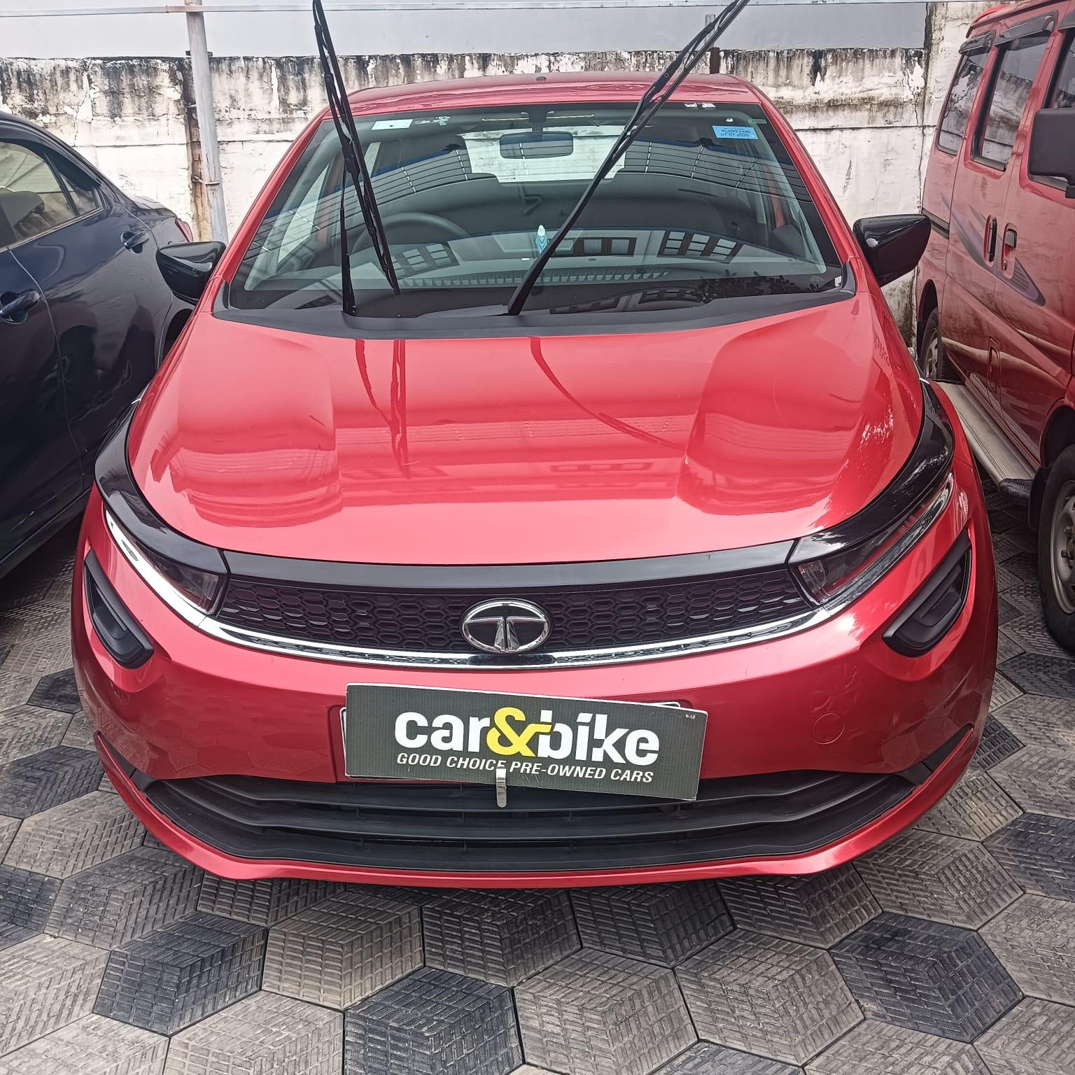 2020 Tata Altroz XE Petrol 2020 Tata Altroz XE Petrol