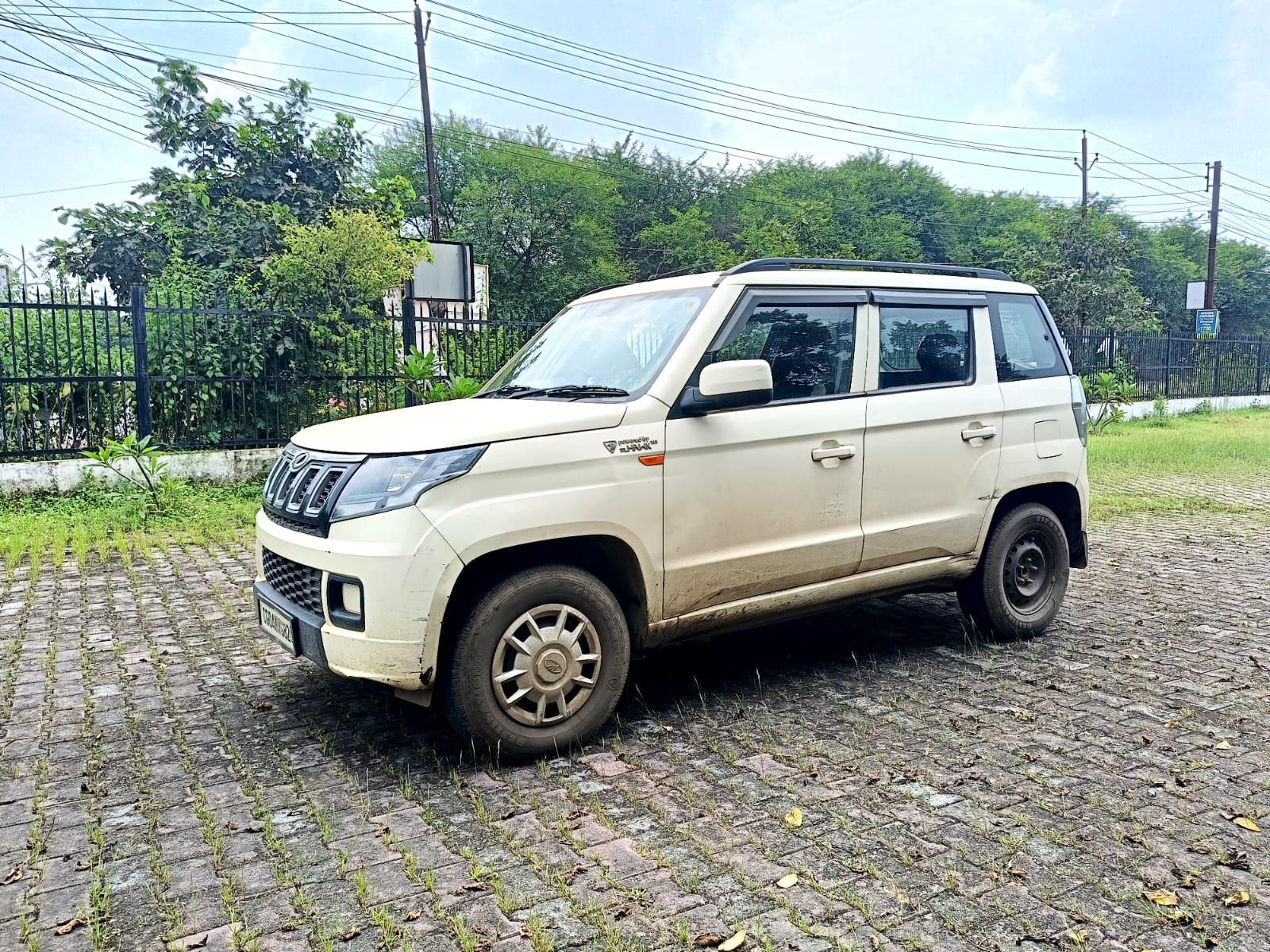 2019 Mahindra TUV300 T6 Plus 2019 Mahindra TUV300 T6 Plus