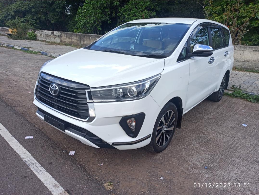 2021 Toyota Innova Crysta 2.4 ZX AT 7-Seater 2021 Toyota Innova Crysta 2.4 ZX AT 7-Seater