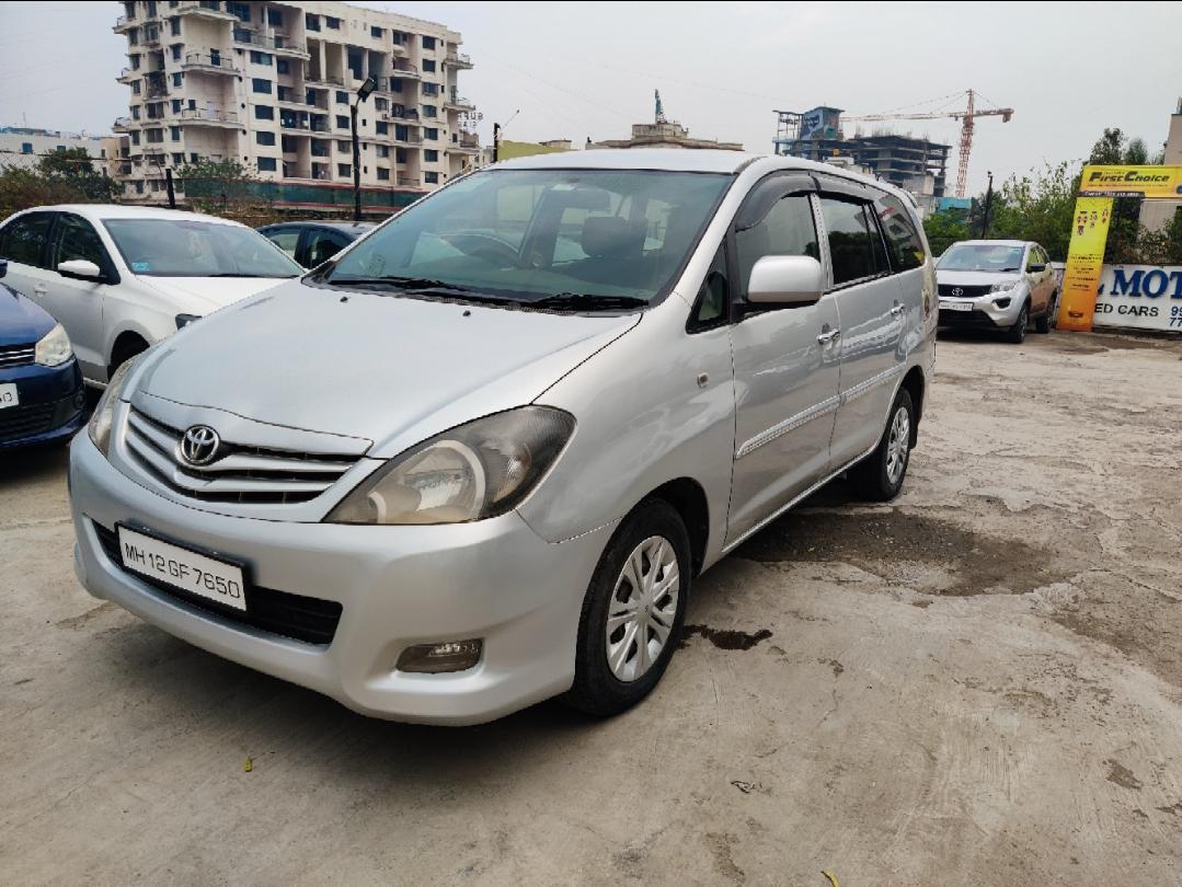 2010 Toyota Innova Euro III 2.5 G 8 Seater 2010 Toyota Innova Euro III 2.5 G 8 Seater