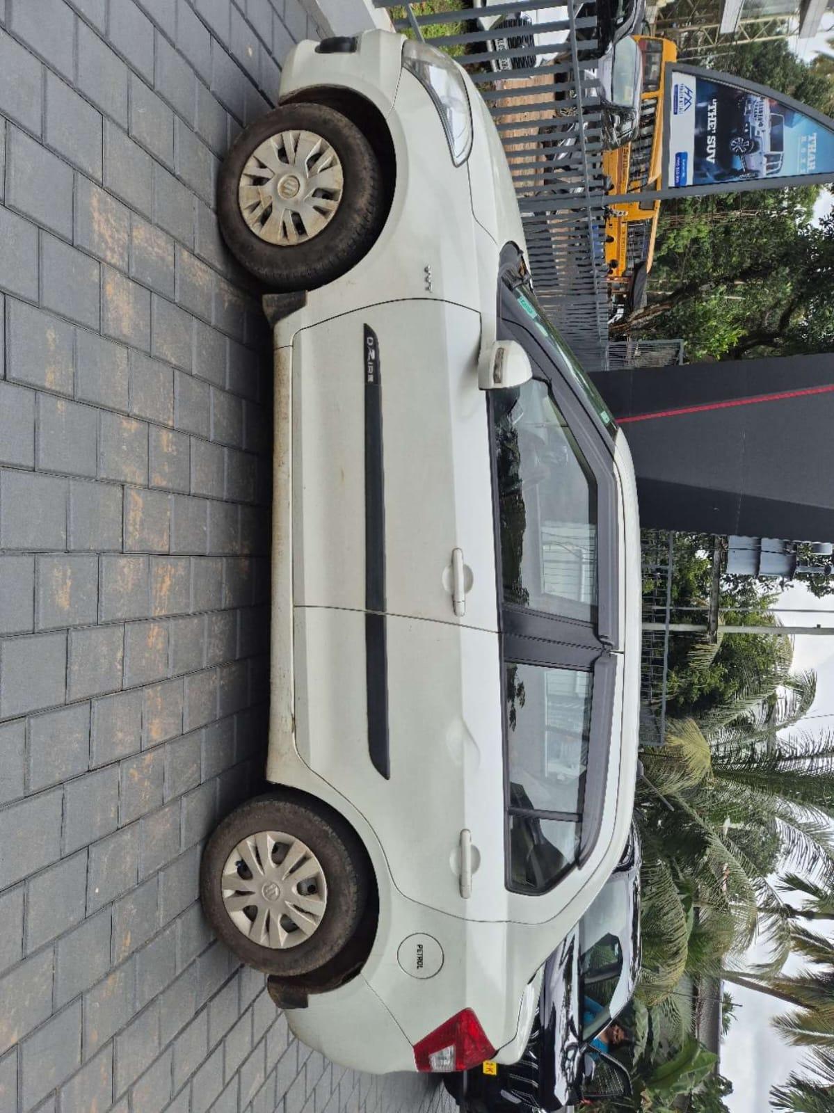 2014 Maruti Suzuki Swift DZire VXI AT 2014 Maruti Suzuki Swift DZire VXI AT