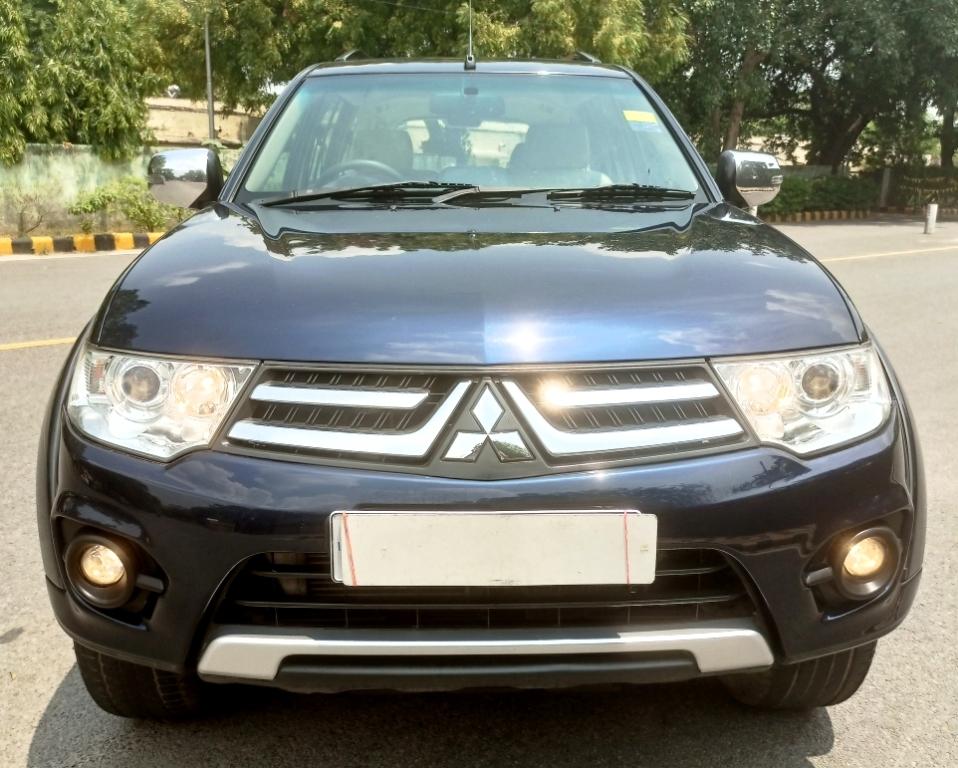 2015 Mitsubishi Pajero Sport 2.5 AT 2015 Mitsubishi Pajero Sport 2.5 AT