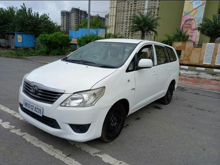 2013 Toyota Innova Euro IV 2.5 G 8 Seater 2013 Toyota Innova Euro IV 2.5 G 8 Seater