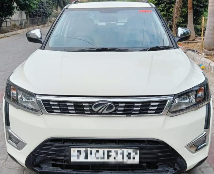 2020 Mahindra XUV300 W6 Diesel 2020 Mahindra XUV300 W6 Diesel