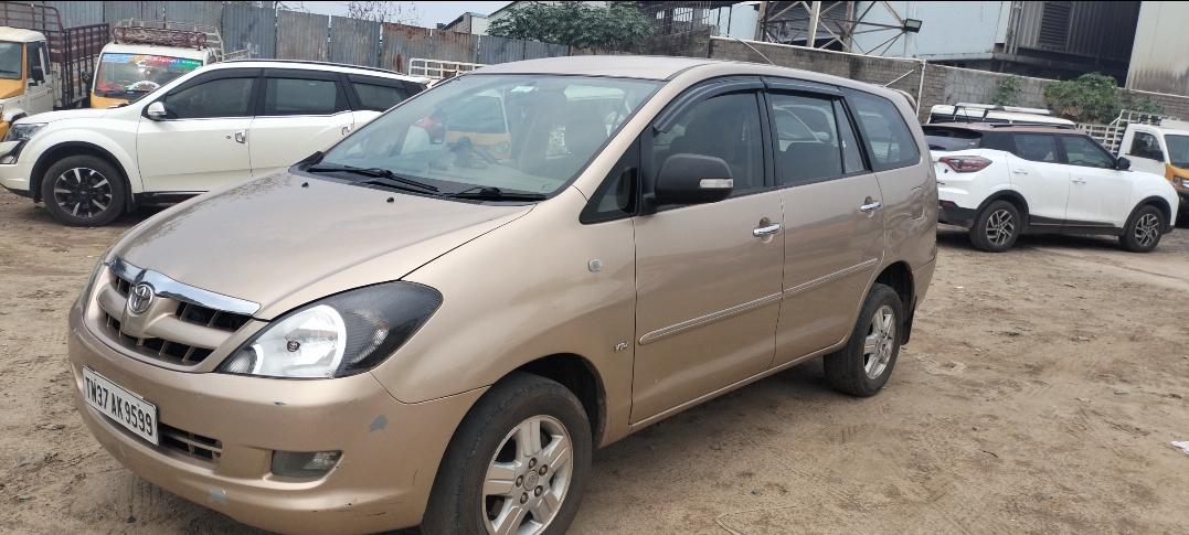 2005 Toyota Innova 2.0 V 2005 Toyota Innova 2.0 V