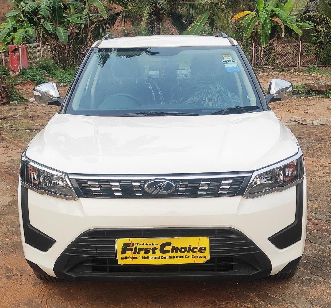 2019 Mahindra XUV300 W6 Petrol 2019 Mahindra XUV300 W6 Petrol