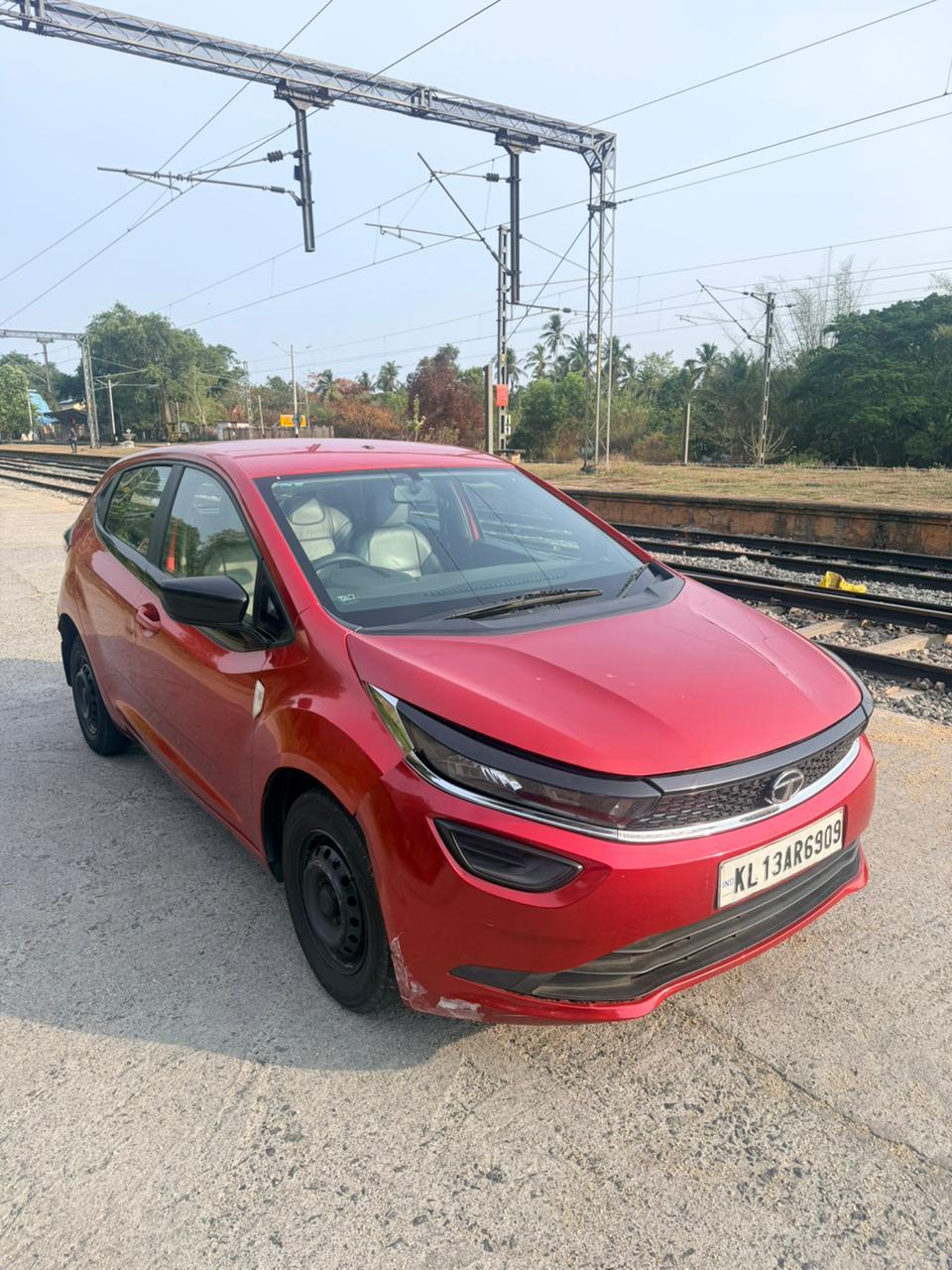 2020 Tata Altroz XE Petrol 2020 Tata Altroz XE Petrol
