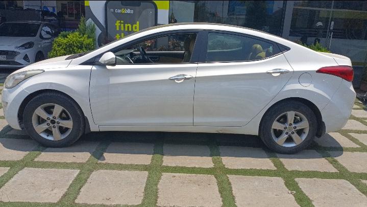 2014 Hyundai Elantra 1.6 CRDi L 2014 Hyundai Elantra 1.6 CRDi L