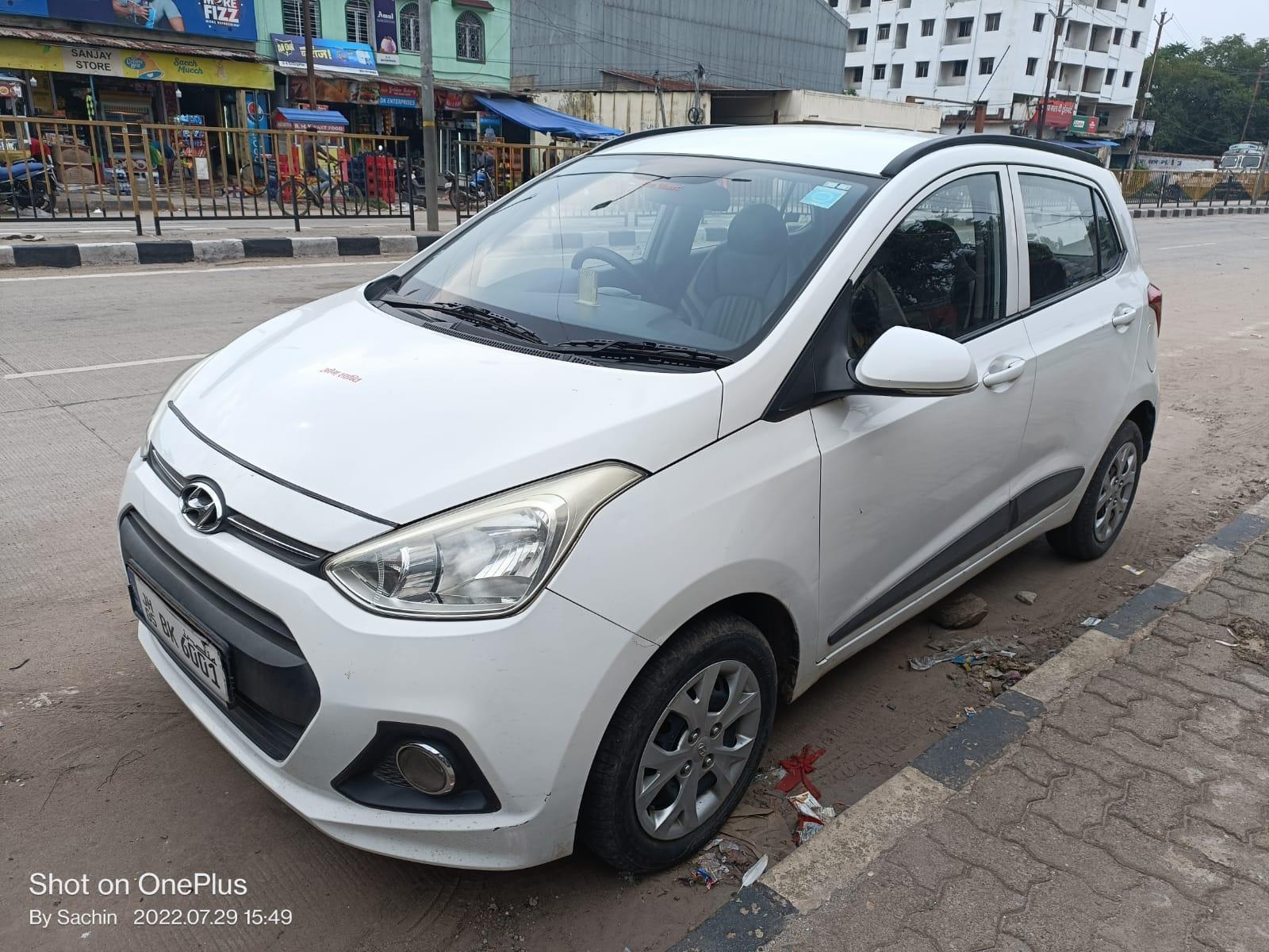 2015 Hyundai Grand i10 1.1 Sportz Diesel 2015 Hyundai Grand i10 1.1 Sportz Diesel