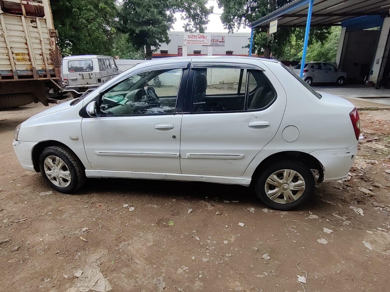 2010 Tata Indigo CS LX 2010 Tata Indigo CS LX