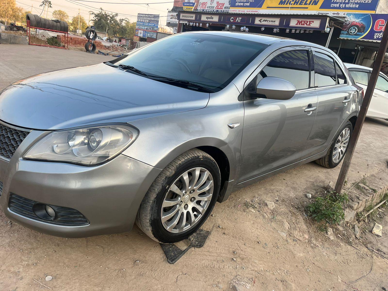 2012 Maruti Suzuki Kizashi AT 2012 Maruti Suzuki Kizashi AT