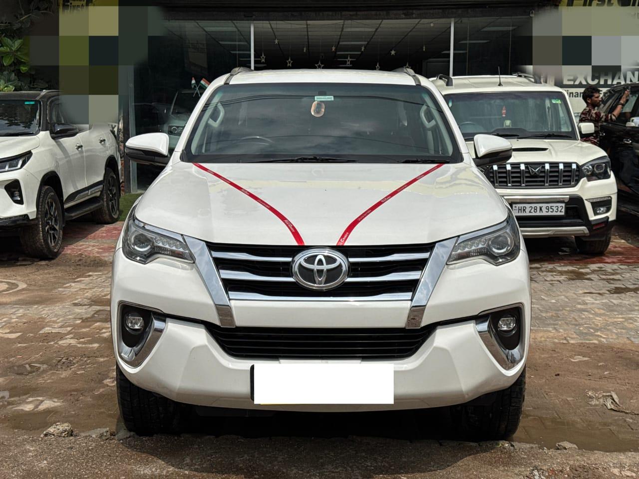 2017 Toyota Fortuner 2.8 4X2 AT BS IV 2017 Toyota Fortuner 2.8 4X2 AT BS IV