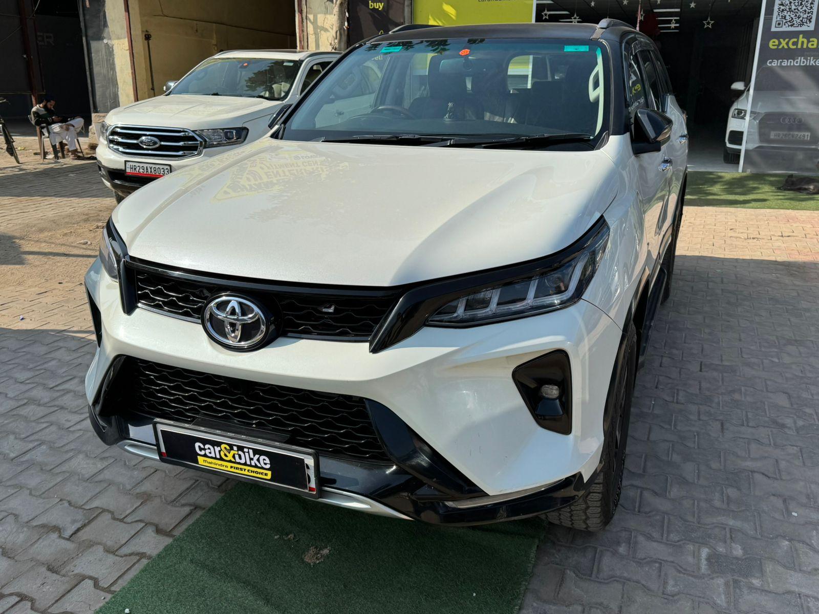 2019 Toyota Fortuner 2.8 4X2 AT BS IV 2019 Toyota Fortuner 2.8 4X2 AT BS IV