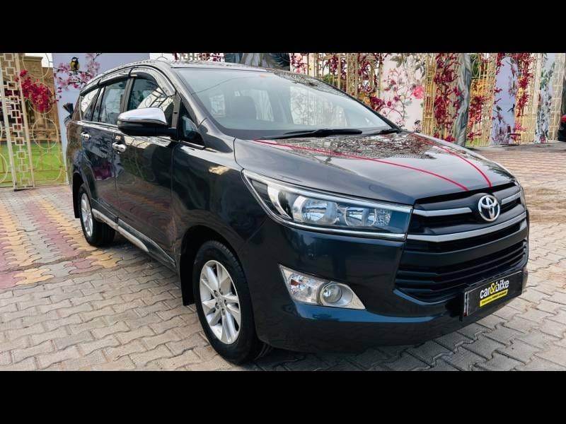 2020 Toyota Innova Crysta 2.4 G MT 7-Seater 2020 Toyota Innova Crysta 2.4 G MT 7-Seater