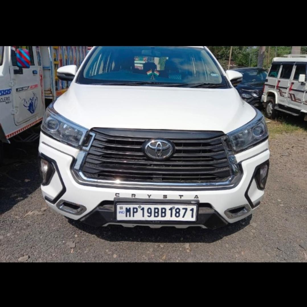 2019 Toyota Innova Crysta 2.4 G Plus MT 7-Seater BS IV 2019 Toyota Innova Crysta 2.4 G Plus MT 7-Seater BS IV