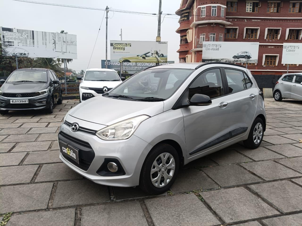2014 Hyundai Grand i10 1.2 Sportz Petrol BS IV 2014 Hyundai Grand i10 1.2 Sportz Petrol BS IV