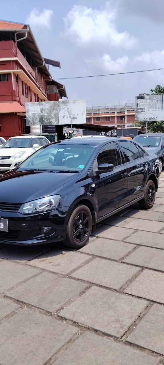 2014 Volkswagen Vento 1.6 L MPI Highline Petrol BS IV 2014 Volkswagen Vento 1.6 L MPI Highline Petrol BS IV