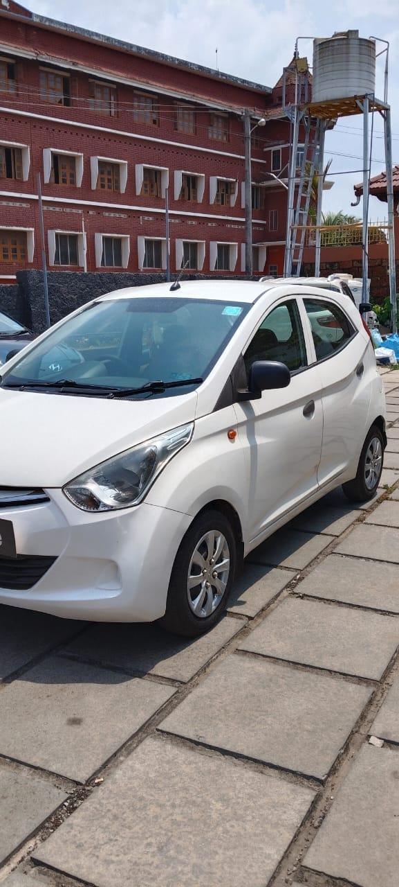 2013 Hyundai EON Magna 2013 Hyundai EON Magna