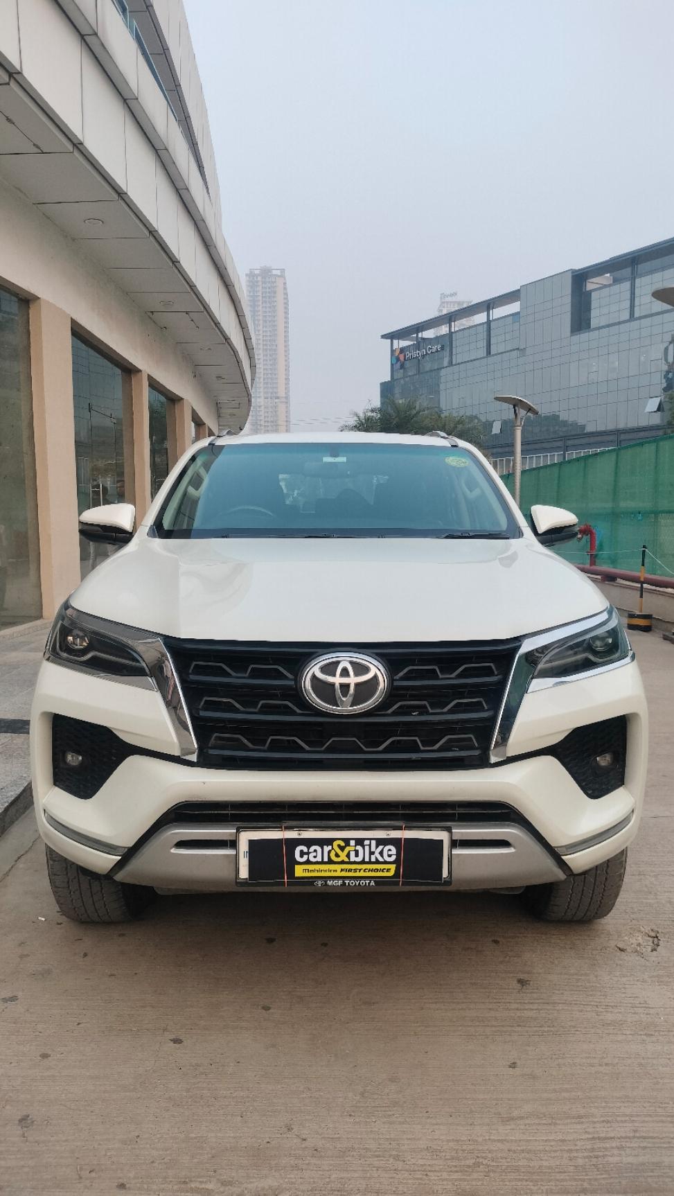 2022 Toyota Fortuner 2.7 4X2 MT 2022 Toyota Fortuner 2.7 4X2 MT