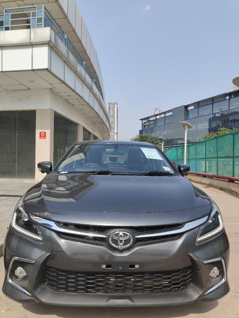 2024 Toyota Glanza V MT 2024 Toyota Glanza V MT