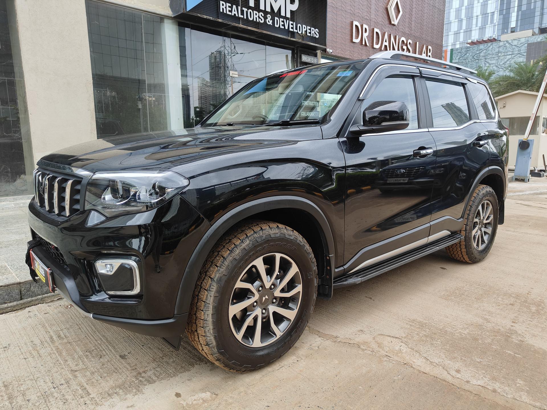 2025 Mahindra Scorpio-N Z2 E 7 STR Petrol 2025 Mahindra Scorpio-N Z2 E 7 STR Petrol