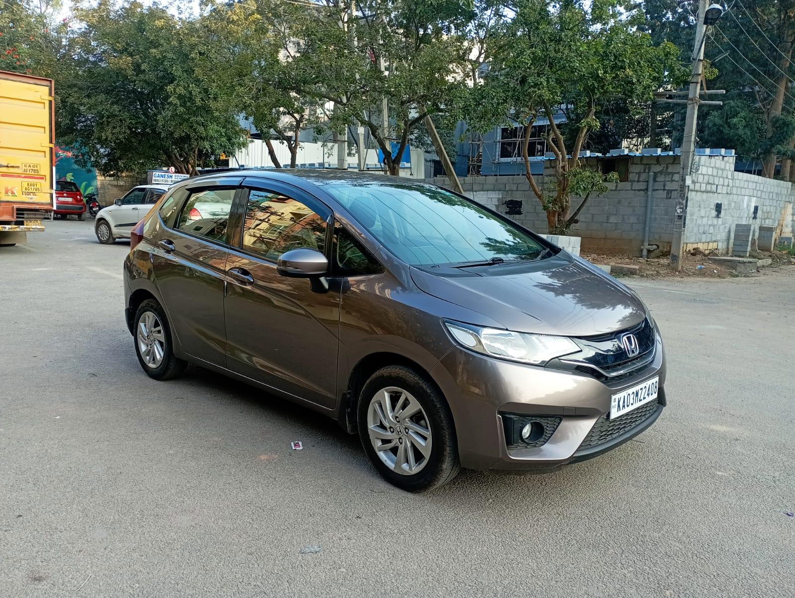 2016 Honda Jazz V MT Petrol BS IV 2016 Honda Jazz V MT Petrol BS IV