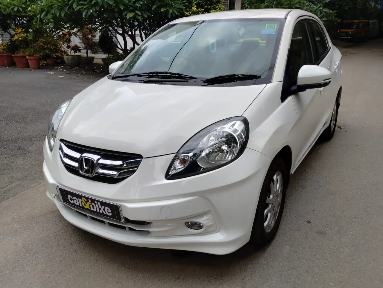 2015 Honda Amaze VX MT Petrol BS IV 2015 Honda Amaze VX MT Petrol BS IV