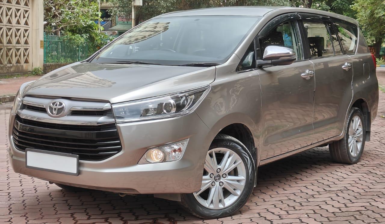 2017 Toyota Innova Crysta 2.4 Z 7 STR 2017 Toyota Innova Crysta 2.4 Z 7 STR