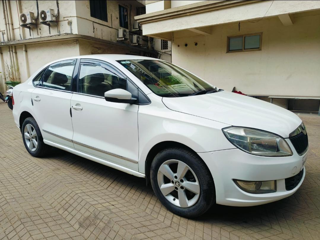 2016 Skoda Rapid 1.5 TDI CR Style Plus AT 2016 Skoda Rapid 1.5 TDI CR Style Plus AT