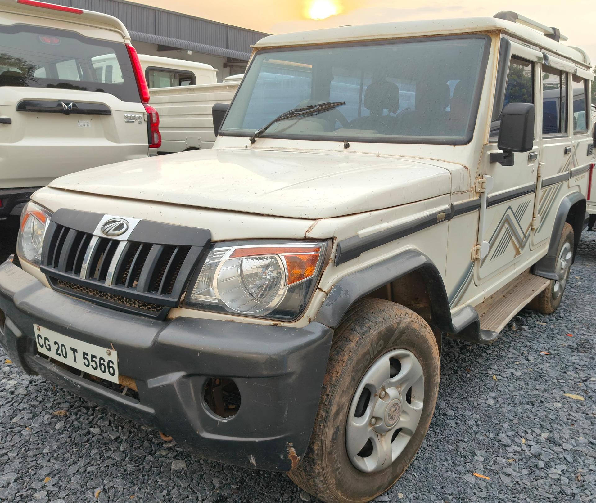 2011 Mahindra Bolero SLE BS3 2011 Mahindra Bolero SLE BS3