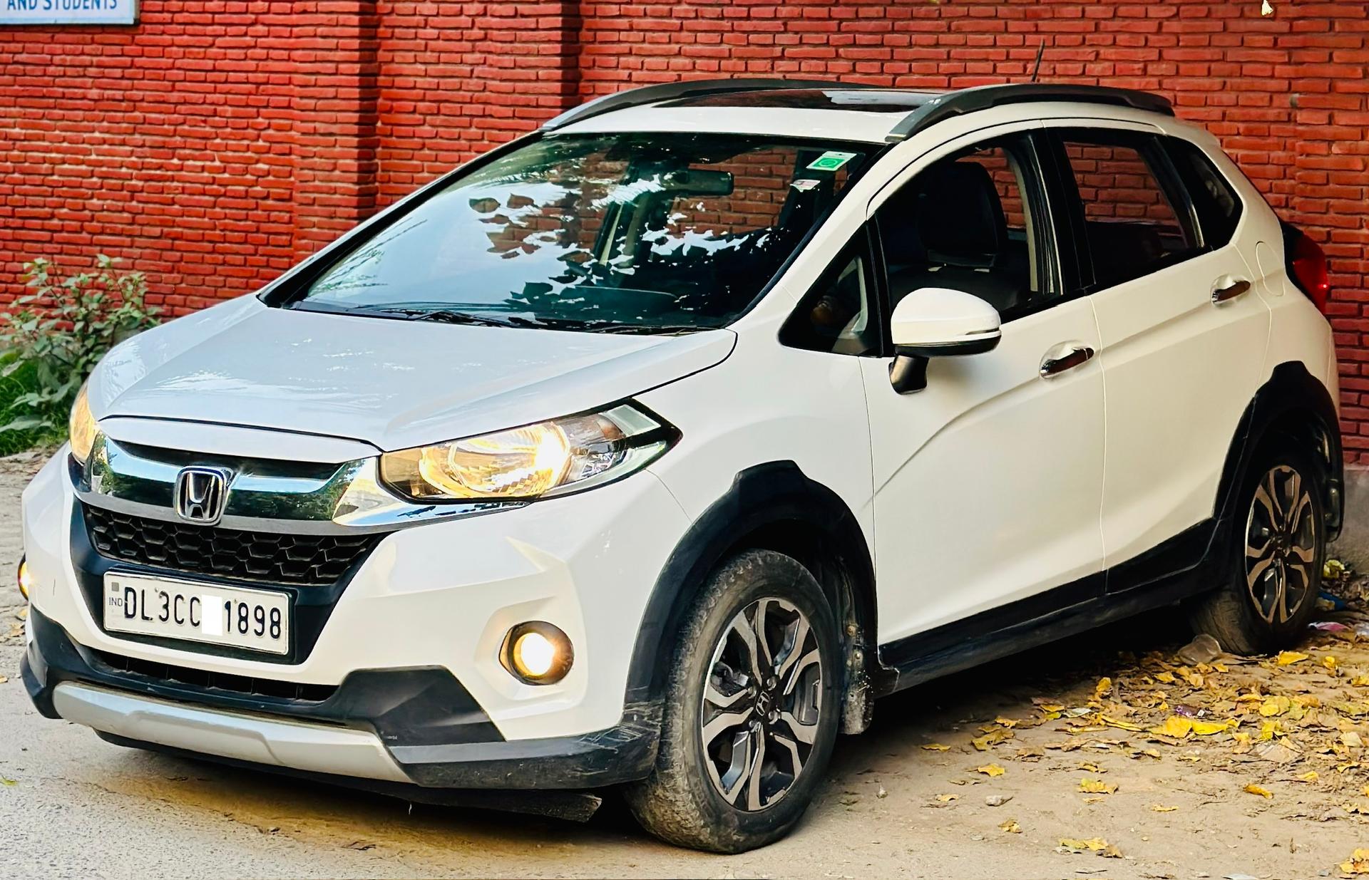 2017 Honda WR-V VX MT Petrol BS IV 2017 Honda WR-V VX MT Petrol BS IV