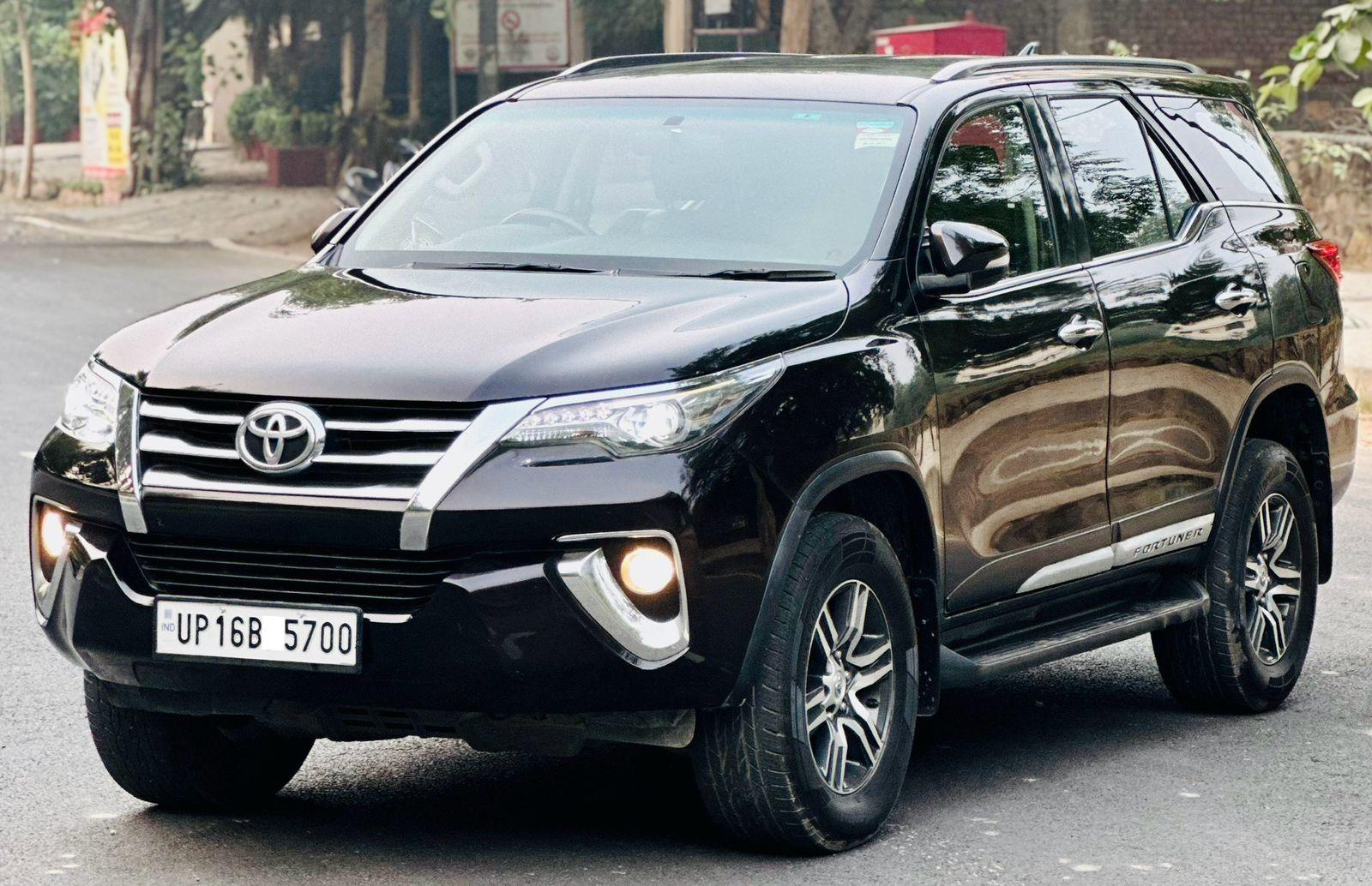2017 Toyota Fortuner 2.8 4X2 AT BS IV 2017 Toyota Fortuner 2.8 4X2 AT BS IV