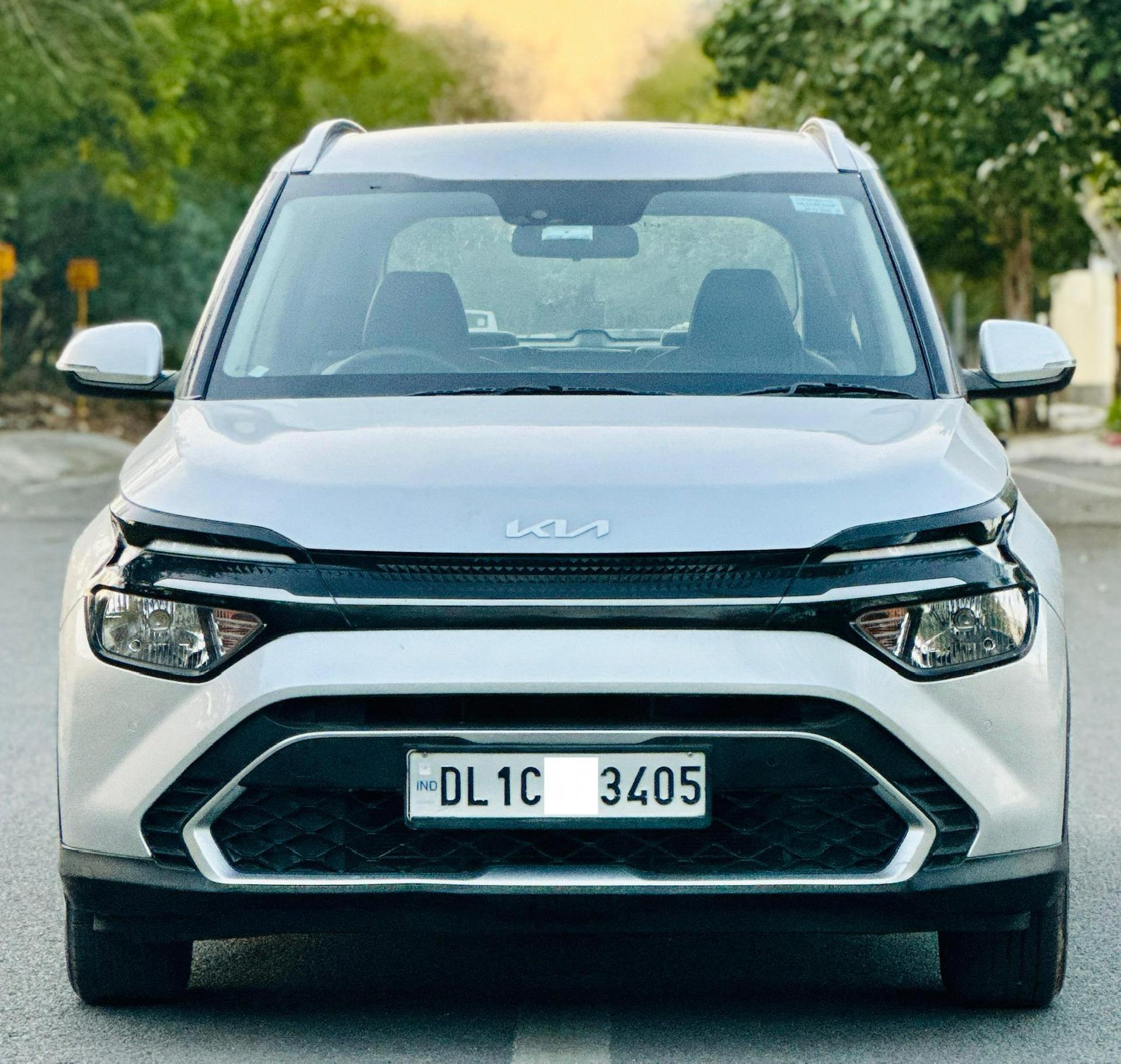 2022 Kia Carens Prestige 1.5 Petrol 7 STR 2022 Kia Carens Prestige 1.5 Petrol 7 STR