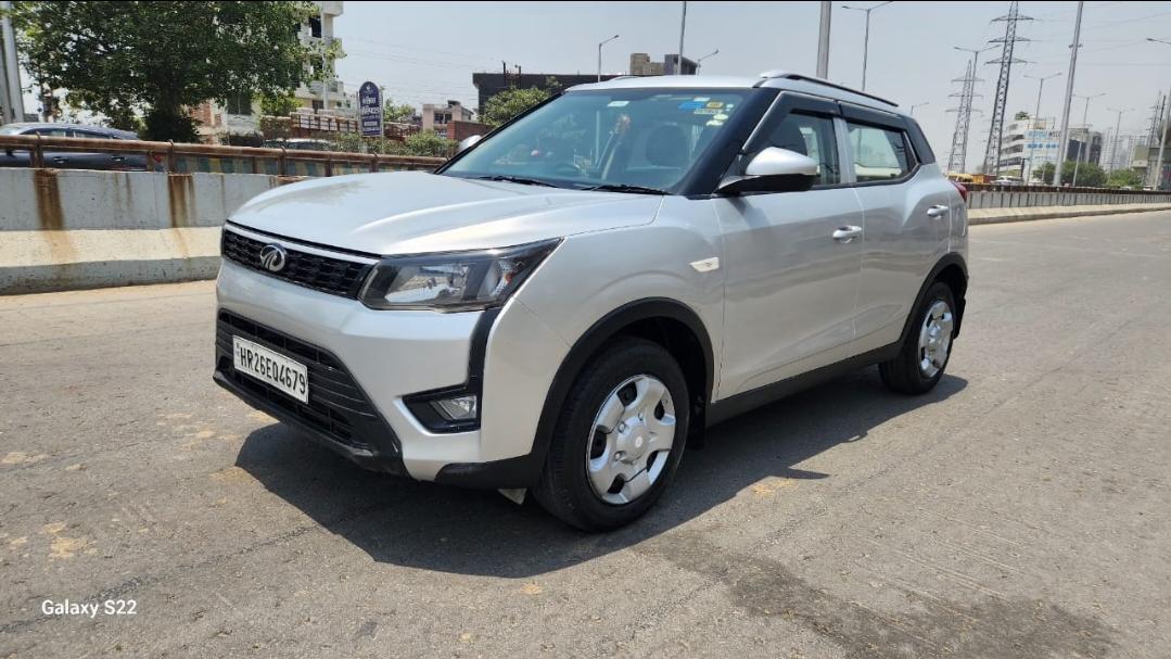 2021 Mahindra XUV300 W4 Petrol 2021 Mahindra XUV300 W4 Petrol