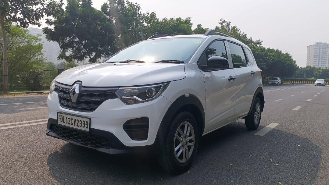 2022 Renault Triber RXL 2022 Renault Triber RXL