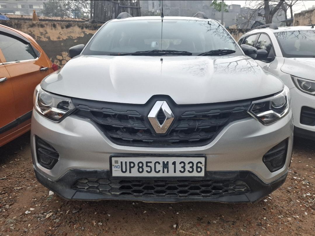 2023 Renault Triber RXL 2023 Renault Triber RXL