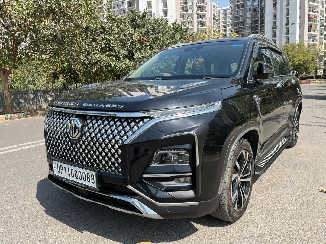 2025 MG Hector Plus Savvy Pro 7 Seater CVT Petrol 2025 MG Hector Plus Savvy Pro 7 Seater CVT Petrol