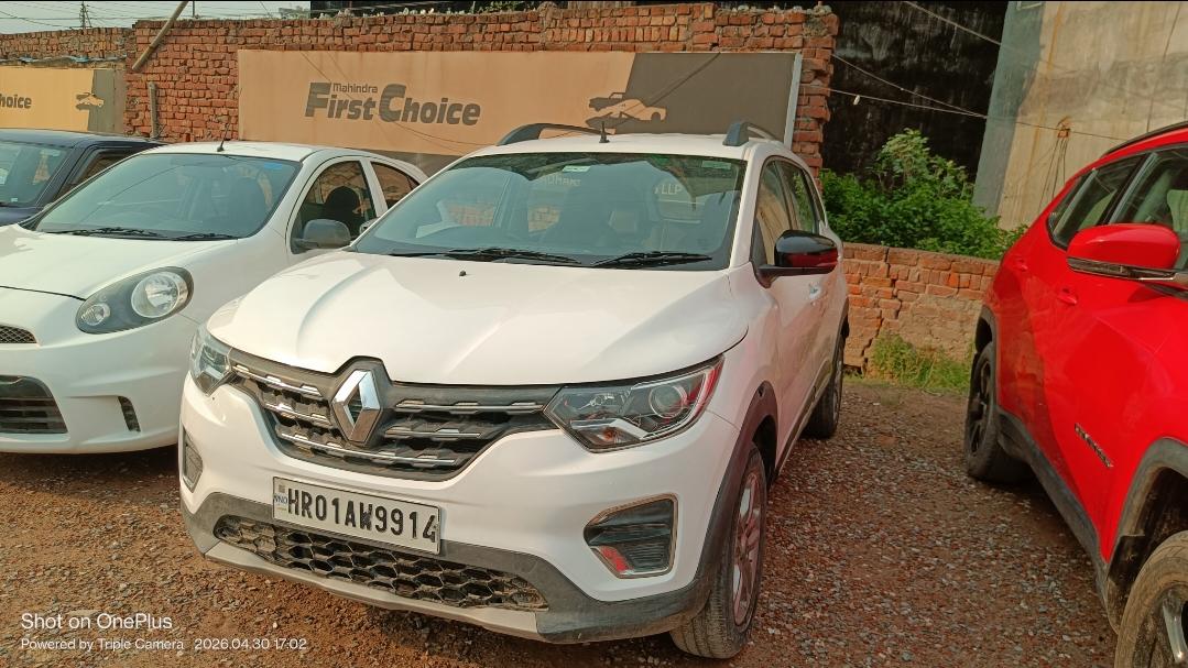 2022 Renault Triber RXZ 2022 Renault Triber RXZ